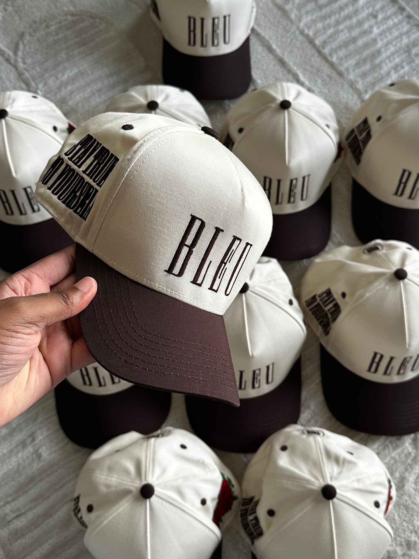 Bleu Classic Snapback – Rose Edition